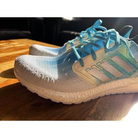 Adidas Ultraboost Primeblue Running Shoes Blue White Men’s Size 12 main image 4